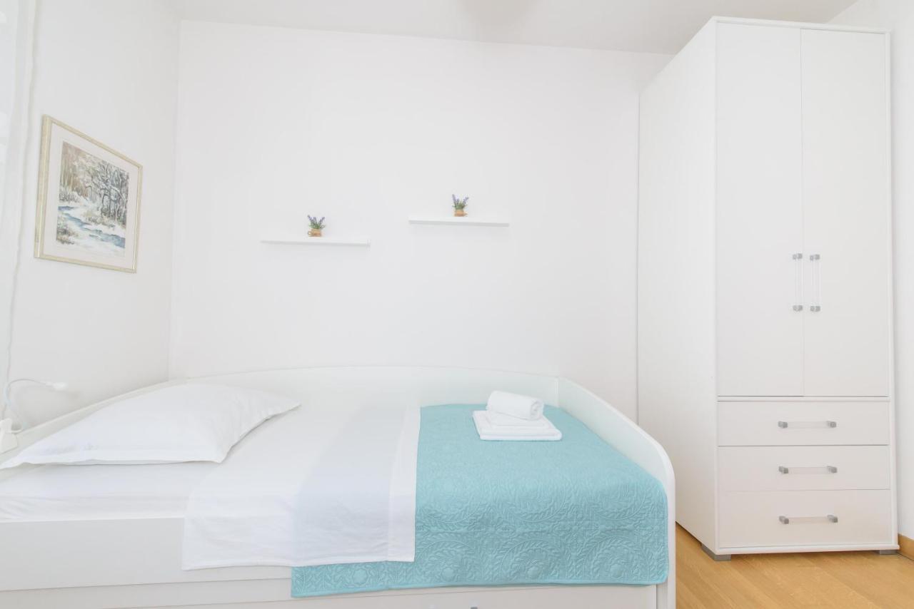 Apartment Nikolina Podstrana Zewnętrze zdjęcie
